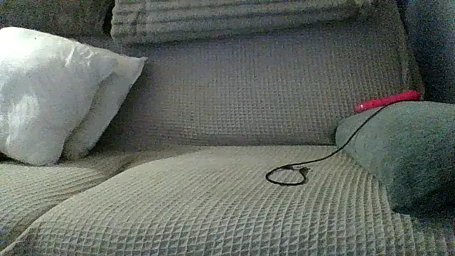 Lolaaa17740 online show from 11-28-25, 06:43