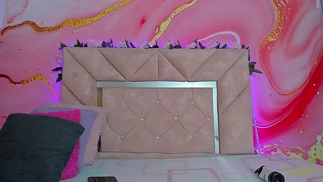 Snapshot of mia__blaze__ chatting on 01-17-26, 03:22 mia blaze online show from 01-17-26, 03:22