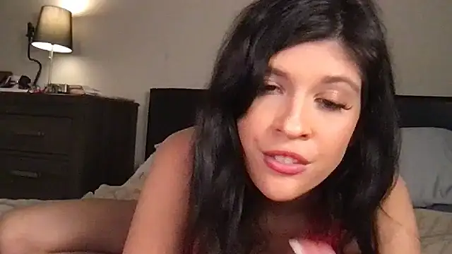 Snapshot of Livis_world chatting on 11-07-25, 11:16 Livis world online show from 11-07-25, 11:16