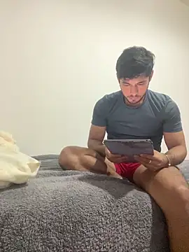 Twistermc11 online show from 10-21-25, 05:19