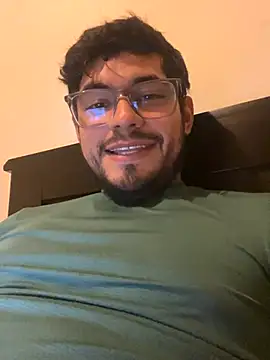 Twistermc11 online show from 10-28-25, 04:05