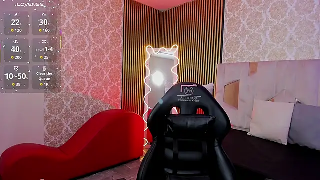 Snapshot of Adisson_Tay chatting on 11-04-25, 11:53 Adisson Tay online show from 11-04-25, 11:53