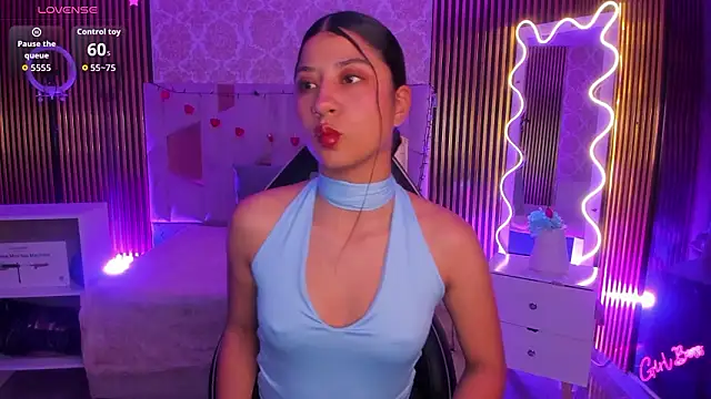 Snapshot of Adisson_Tay chatting on 02-17-26, 12:12 Adisson Tay online show from 02-17-26, 12:12