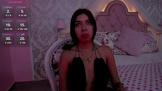 GabrielaSuarez online show from 11-01-25, 02:30