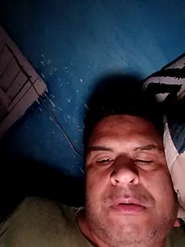 mineiro0388 online show from 10-28-25, 04:27