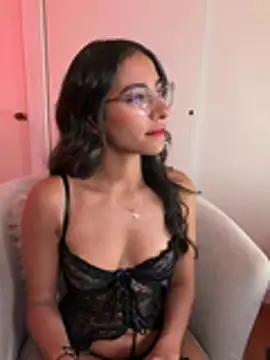 Snapshot of elegant__rouse chatting on 06-15-26, 12:46 elegant rouse online show from 06-15-26, 12:46