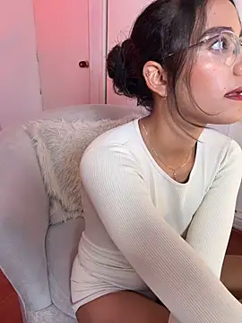 Snapshot of elegant__rouse chatting on 07-12-26, 10:01 elegant rouse online show from 07-12-26, 10:01