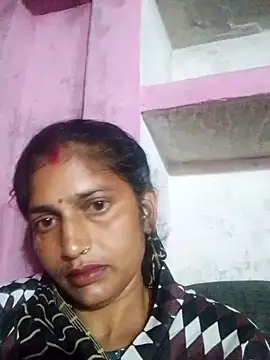 Snapshot of Pooja_shre chatting on 11-08-25, 01:06 Pooja shre online show from 11-08-25, 01:06