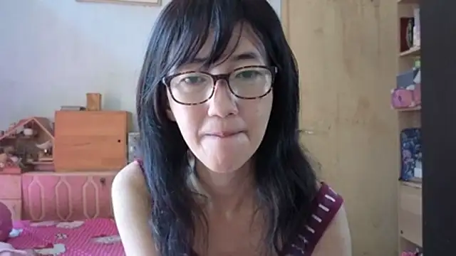 Snapshot of princessD077 chatting on 06-22-26, 03:25 princessD077 online show from 06-22-26, 03:25