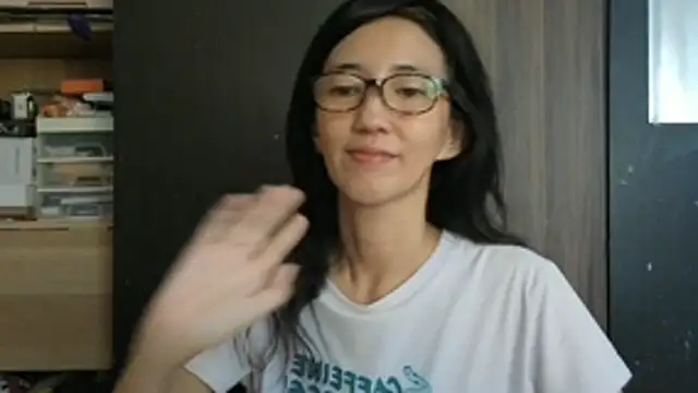 Snapshot of princessD077 chatting on 07-05-26, 08:10 princessD077 online show from 07-05-26, 08:10