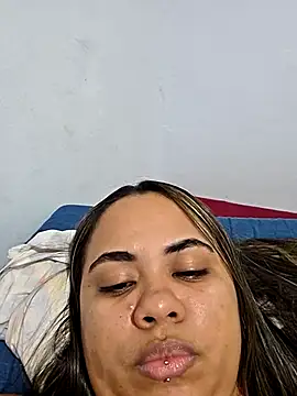 bruninhasilv4 online show from 10-24-25, 05:09