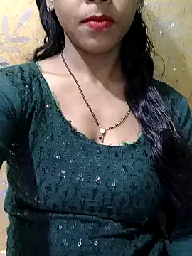 Itz Aisha   online show from 03-07-26, 05:37