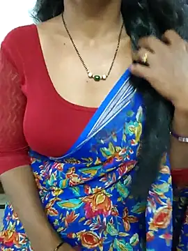 Snapshot of Sravya__ chatting on 11-11-25, 06:02 Sravya online show from 11-11-25, 06:02