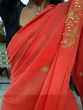 Snapshot of Sravya__ chatting on 11-16-25, 06:19 Sravya online show from 11-16-25, 06:19