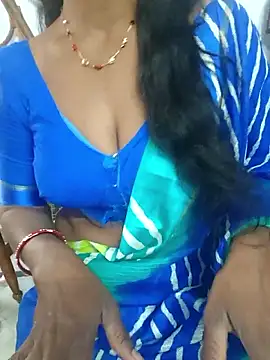 Snapshot of Sravya__ chatting on 12-15-25, 06:50 Sravya online show from 12-15-25, 06:50