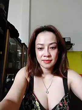 Snapshot of Baby-bigboobs20 chatting on 11-11-25, 08:25 Baby-bigboobs20 online show from 11-11-25, 08:25