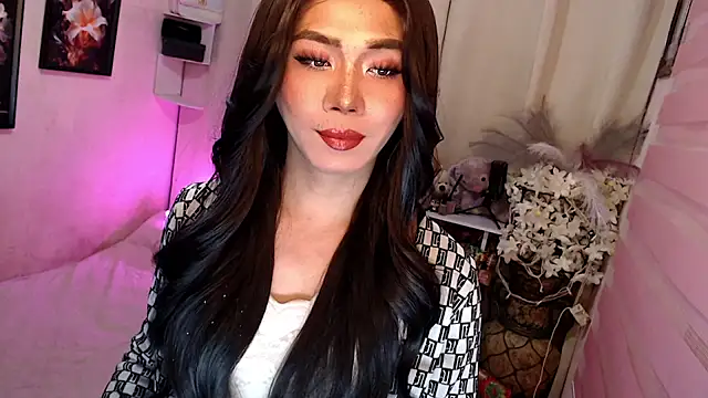 Snapshot of Katesy12 chatting on 12-18-25, 01:55 Katesy12 online show from 12-18-25, 01:55