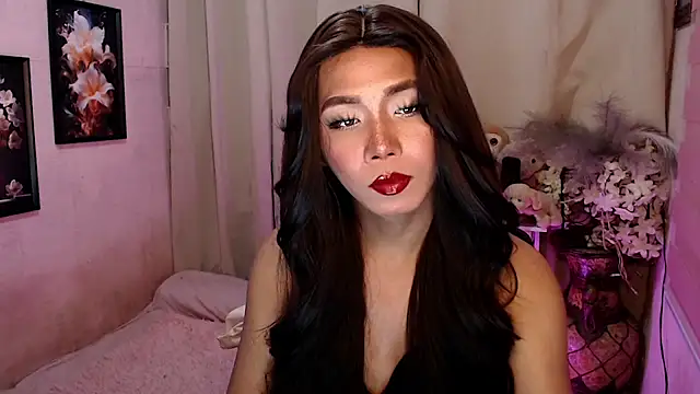 Snapshot of Katesy12 chatting on 01-16-26, 02:15 Katesy12 online show from 01-16-26, 02:15