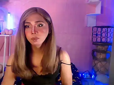 Snapshot of Katesy12 chatting on 06-11-26, 02:53 Katesy12 online show from 06-11-26, 02:53