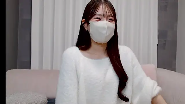 Snapshot of LOVE_MIREI_LOVE chatting on 02-20-26, 11:22 LOVE MIREI LOVE online show from 02-20-26, 11:22