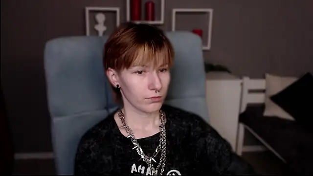 guitarandangell online show from 03-08-26, 02:04