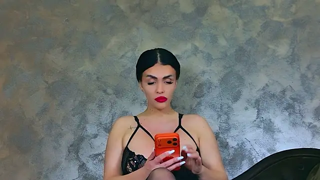 Snapshot of KimWilmes chatting on 05-08-26, 01:49 KimWilmes online show from 05-08-26, 01:49