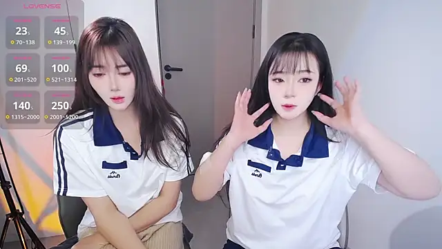 Kinadolly online show from 11-21-25, 10:03