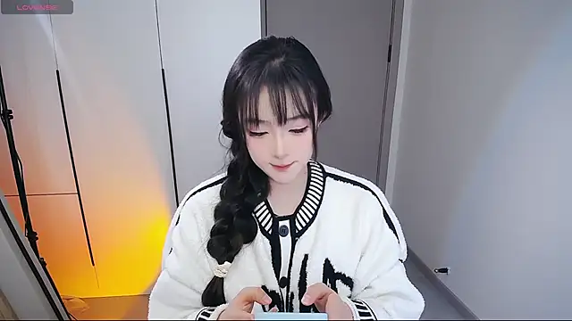 Snapshot of Kinadolly chatting on 01-11-26, 10:31 Kinadolly online show from 01-11-26, 10:31