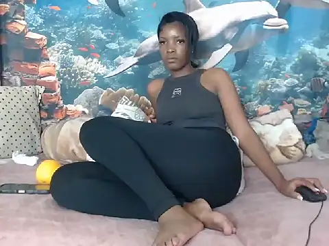 Snapshot of AfricanBarbiee69 chatting on 06-29-26, 12:05 AfricanBarbiee69 online show from 06-29-26, 12:05