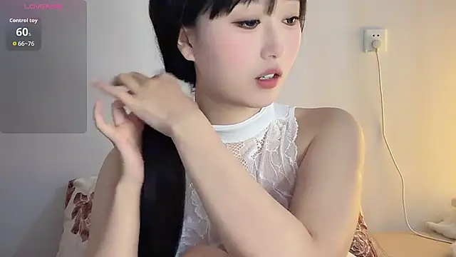 Snapshot of Xiaowen-wen chatting on 03-21-26, 03:59 Xiaowen-wen online show from 03-21-26, 03:59