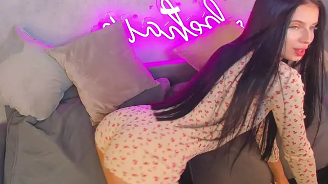 Eva Mayers online show from 11-14-25, 12:42