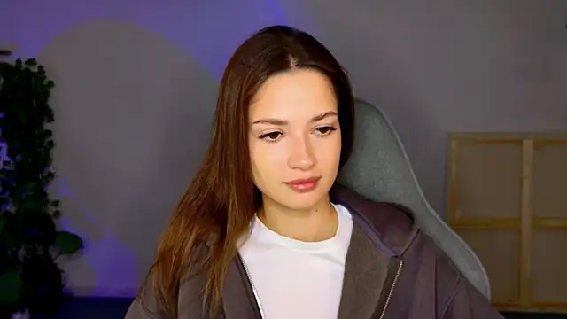 KiraVair online show from 11-08-25, 09:31