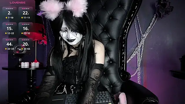 Navier   online show from 04-05-26, 03:36