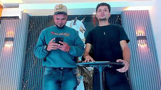 Snapshot of handsome_boys22 chatting on 10-23-25, 11:53 handsome boys22 online show from 10-23-25, 11:53