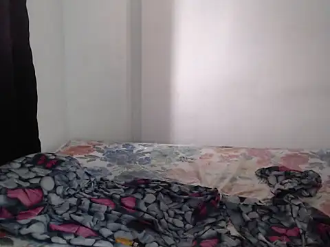  camila trans  online show from 11-24-25, 12:16