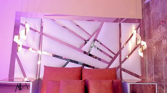 Catalina-Thompson online show from 04-06-26, 11:55