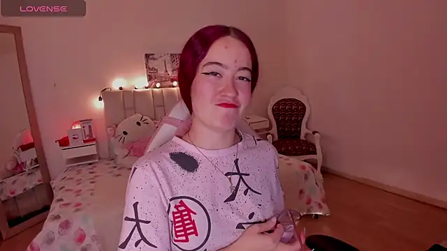 Snapshot of Amaraa_couper1 chatting on 01-17-26, 03:44 Amaraa couper1 online show from 01-17-26, 03:44