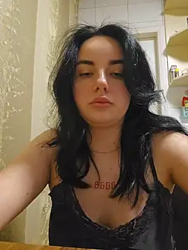 Snapshot of Kirunya chatting on 12-17-25, 02:34 Kirunya online show from 12-17-25, 02:34