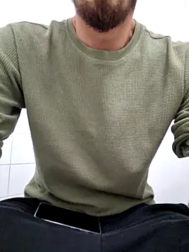 16enes16 online show from 10-23-25, 01:43