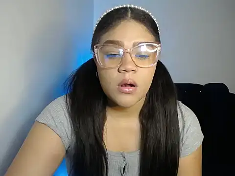 2moons full of love online show from 06-22-26, 06:27