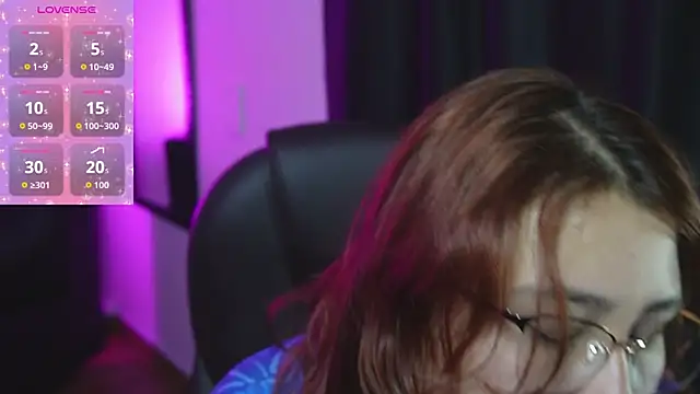 littlee red online show from 04-20-26, 08:54