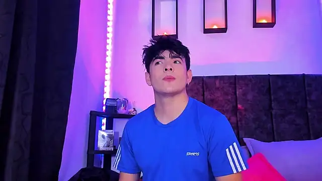 Theo Noxxx online show from 10-30-25, 05:35