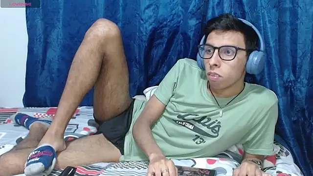 DavTwink3100 online show from 04-11-26, 01:21