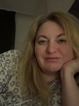 Amelia-Diamond online show from 12-02-25, 11:34