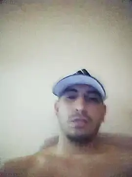 Snapshot of villamarinalvarez25 chatting on 10-20-25, 04:24 villamarinalvarez25 online show from 10-20-25, 04:24
