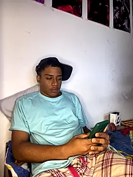 Snapshot of liam_Brooks9 chatting on 01-07-26, 01:13 liam Brooks9 online show from 01-07-26, 01:13