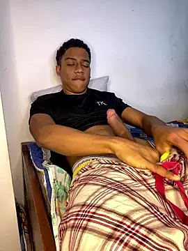 Snapshot of liam_Brooks9 chatting on 01-09-26, 01:47 liam Brooks9 online show from 01-09-26, 01:47