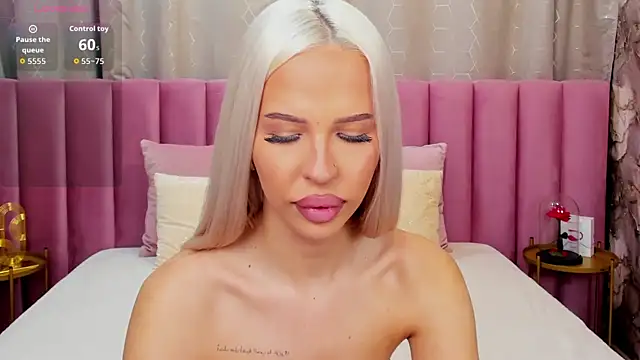 KailaCrystall online show from 10-22-25, 01:17