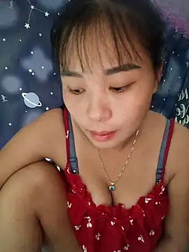 Squirrel-Pear online show from 10-26-25, 11:42