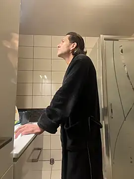 kon77777 online show from 11-30-25, 04:49